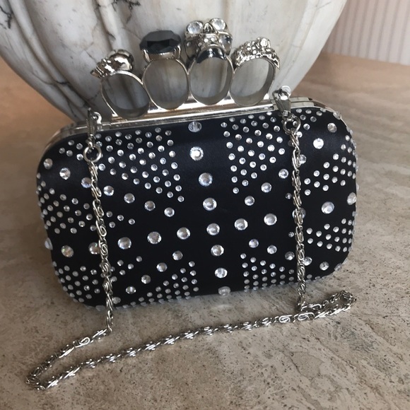 Handbags - NWOT Skull Rhinestone “Brass Knuckle “ Clutch